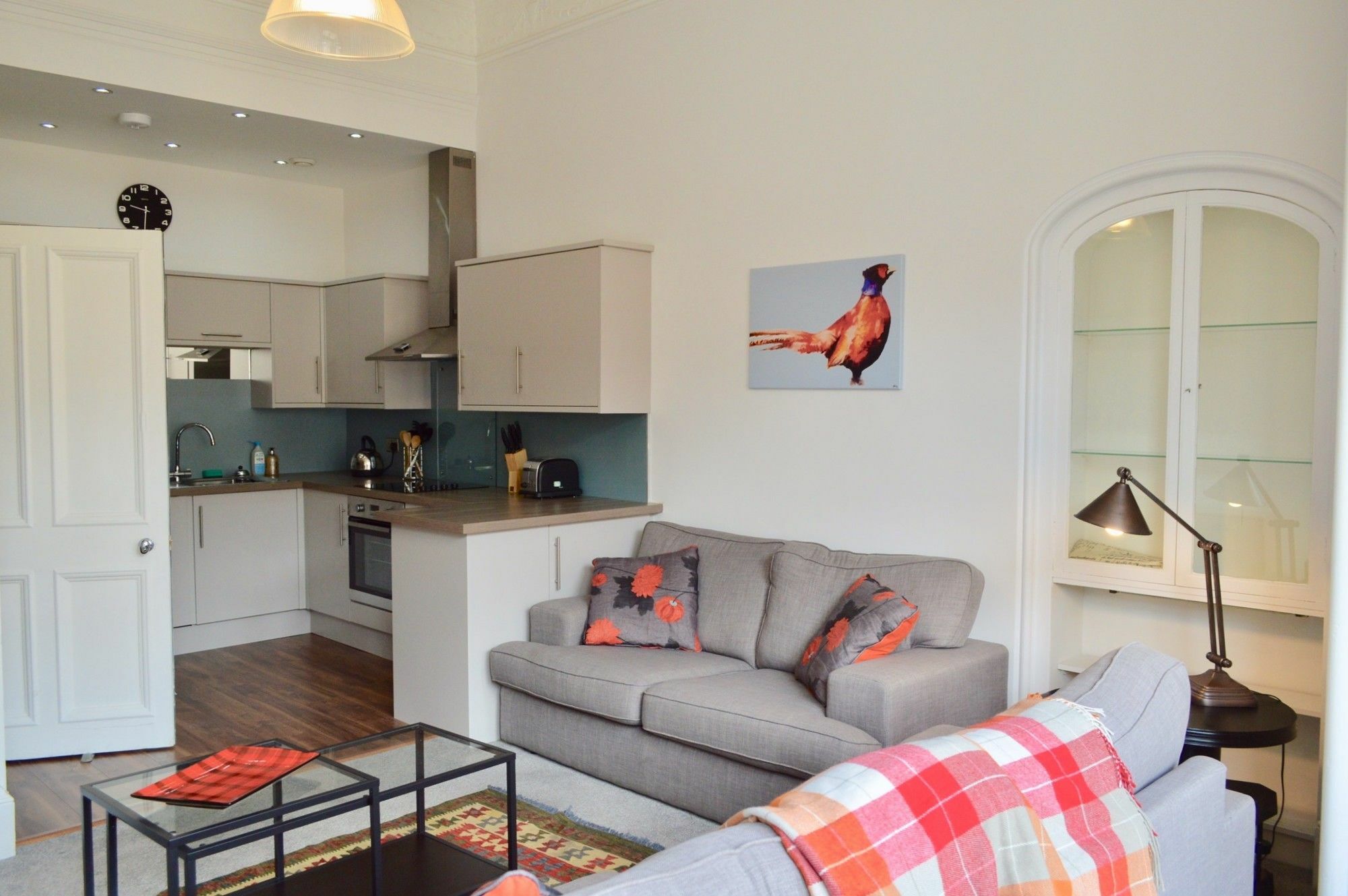 Spacious 3 Bedroom West End Flat Apartment EDI